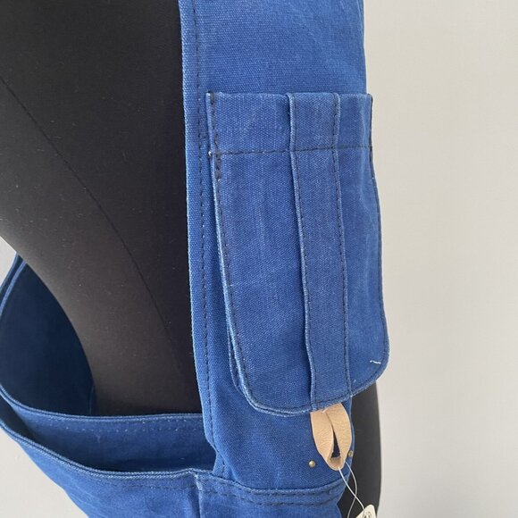 NWT Free People Waxed Canvas Zip Sling Bag ICELANDIS BLUE Purse We The Free - Picture 7 of 15